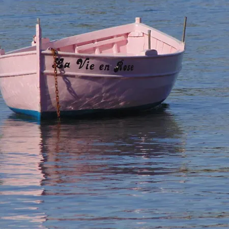 Le California Apartment